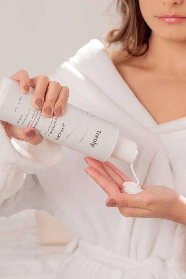 Nutri Power Mask - Cabelos Ressecados: Restauração da Maciez e Brilho 250ml - Imagem 3